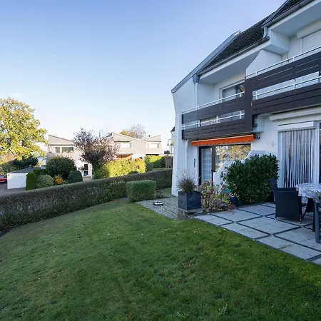 アパート Ahw 002 - 